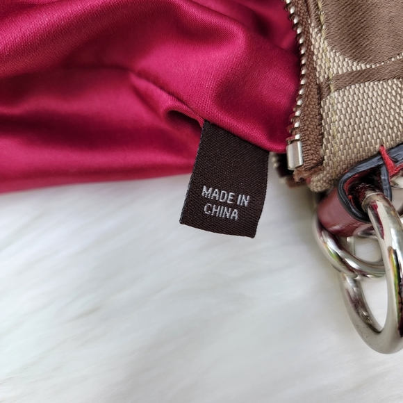 Coach Poppy Monogram Gold Sparkle Dots. Red Hearts &Trim Bag - Picture 12 of 16